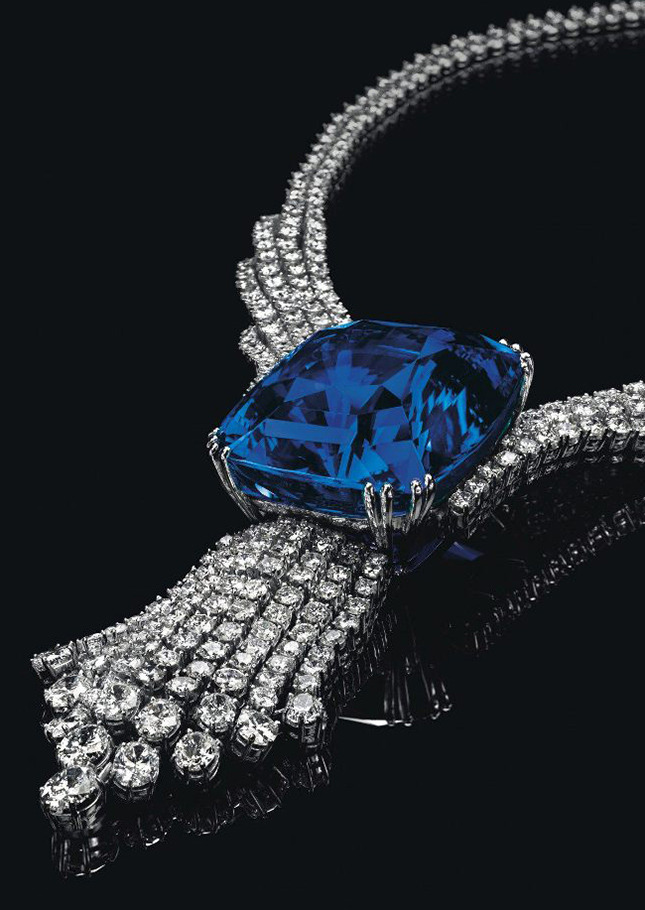 ����� ����