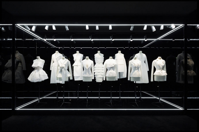 10 ���������� �������� Esprit Dior � �����